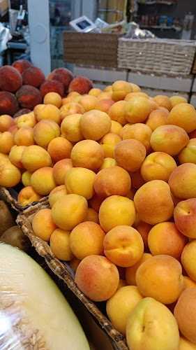 Opinii despre Frutas y verduras Mila en el Mercado de Gros în Calleria - Gastronomía y hostelería