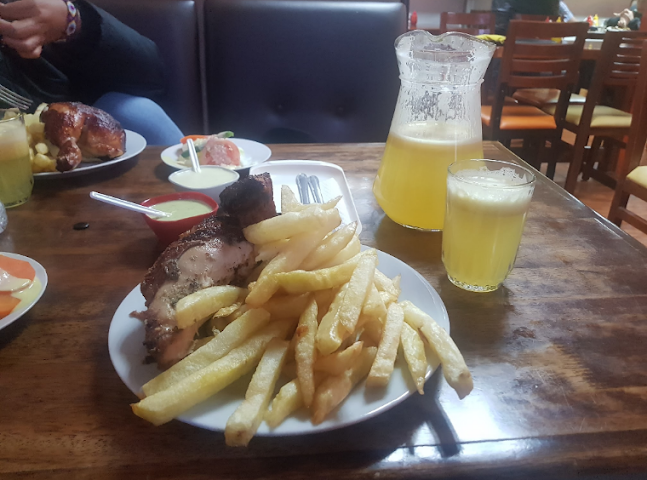 Opinii despre Pollería Sumac în Cusco - Gastronomía y hostelería