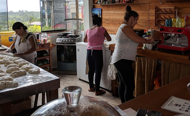 Comentarii opinii despre "La Semilla" - Cafetería - Pastelería - Restaurant