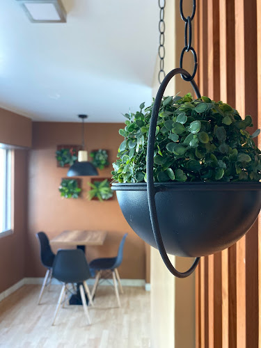 Av. Caracas 1001, Arequipa 04009