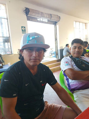 Opinii despre Bar "Los Chavez" în Patapo - Gastronomía y hostelería