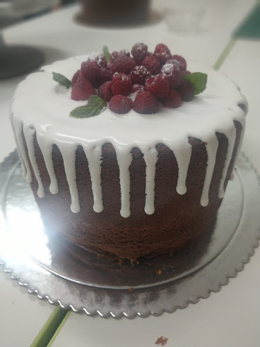 Ale Cupcakes and Cakes - Gastronomía y hostelería