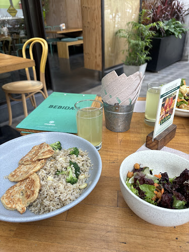 Av. Mariscal La Mar 955, Miraflores 15074