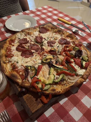 Opinii despre Pizzeria Trattoria El Italiano. în Máncora - Gastronomía y hostelería