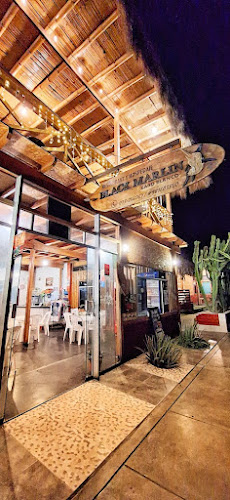 Black Marlin Lodge & Restaurant