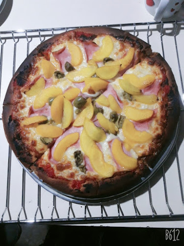 Opinii despre Pastelería y pizzería "Date un gustito" în Huancayo - Gastronomía y hostelería