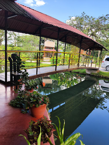 Recreo Turistico Restaurant PERLAWASI