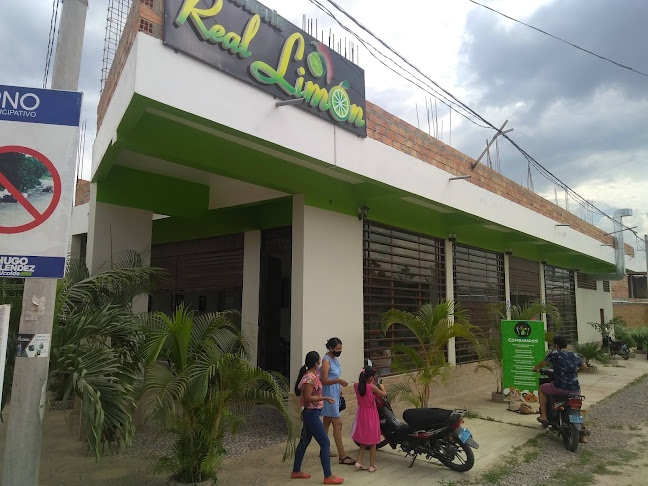 Comentarii opinii despre Mercado Santa Anita'