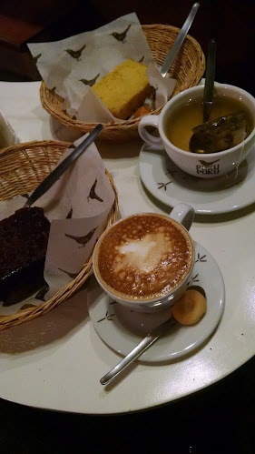 Comentarii opinii despre Puku Puku Narciso