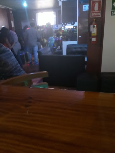 Comentarii opinii despre "Teoks" RestoBar Karaoke