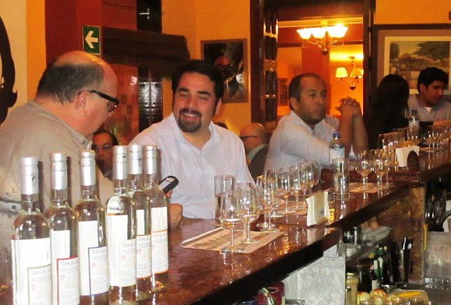 Comentarii opinii despre PiscoBar