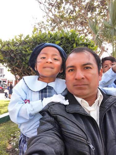 Opinii despre Calle los parques pro vivienda Pimentel în Pimentel - Gastronomía y hostelería