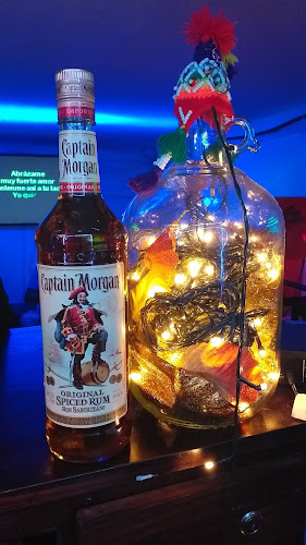 Cafe Pub Karaoke Paukartampu