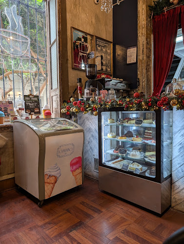 Av. Almte. Miguel Grau 701, Barranco 15063