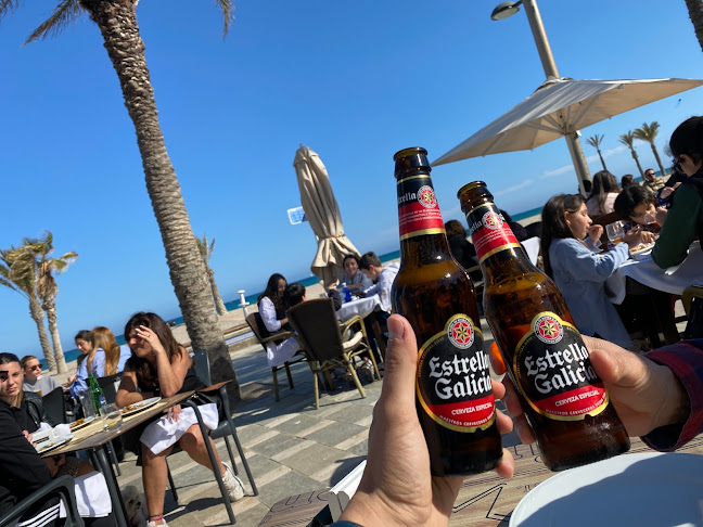 Opinii despre Qué Rico Restaurante Playa de San Juan în Santa Ana - Gastronomía y hostelería