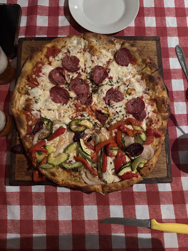 Pizzeria Trattoria El Italiano.