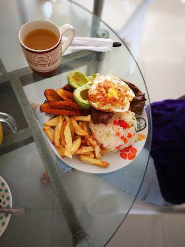 Cafetin de Clínica Montebello