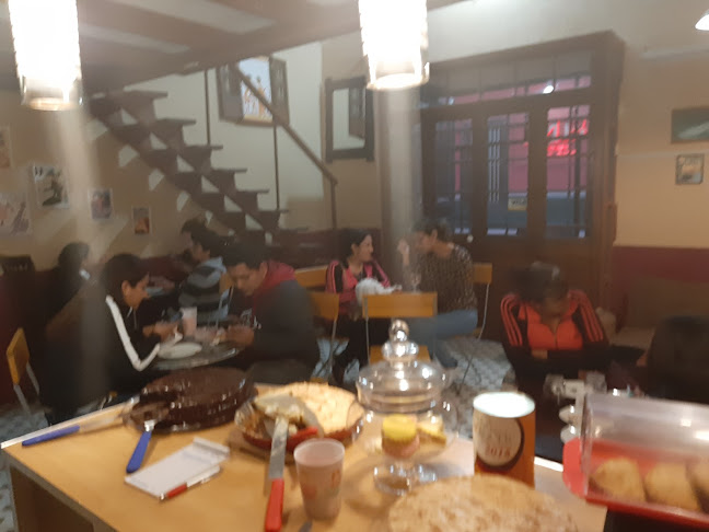 Comentarii opinii despre Café &tertulia