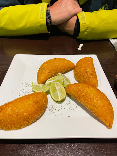 Av. la Paz 646, Miraflores 15074