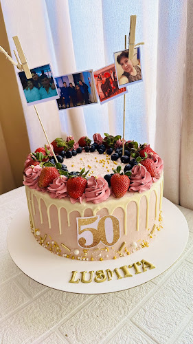 Opinii despre Tortas Fiesta Cusco în Cusco - Gastronomía y hostelería