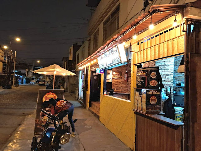 MI BARRIO HAMBURGUESERIA - San Juan de Miraflores