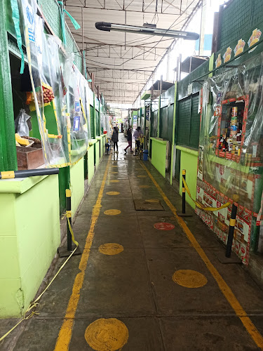 Opinii despre MERCADO MACH DE CHORRILLOS în Lima - Gastronomía y hostelería