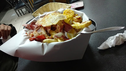 Manduka Salchipapas y Hamburguesas