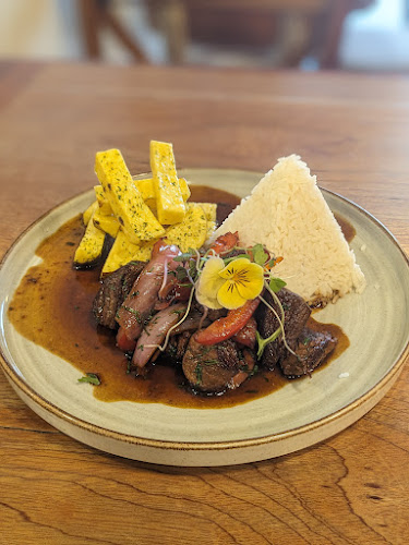 Comentarii opinii despre PER.UK