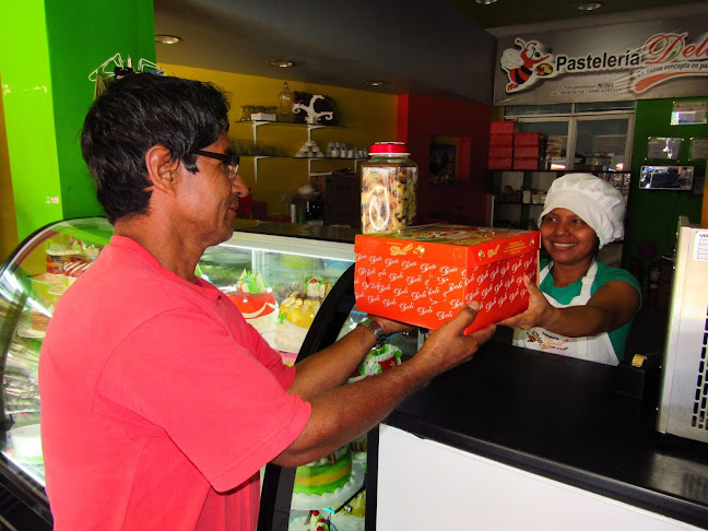 Comentarii opinii despre Pasteleria Deli