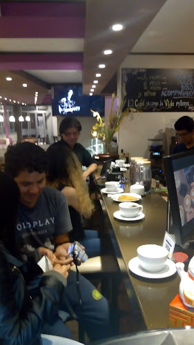 Opinii despre Café Heladería Cristalia în Huancayo - Gastronomía y hostelería