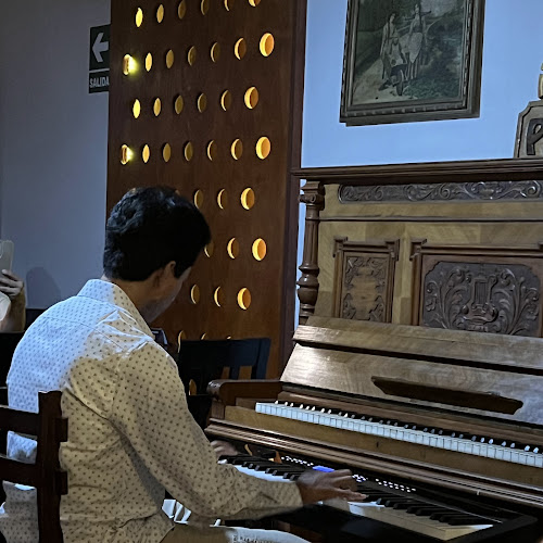 Los Cipreses 412, Víctor Larco Herrera 13009