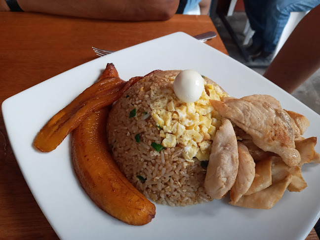 Restaurant Cebicheria Charapoint - Gastronomía y hostelería