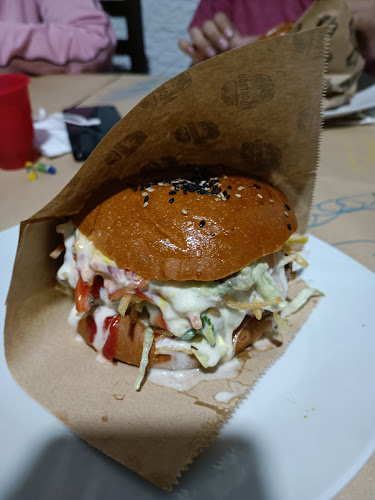 MONTAGU hamburguesas