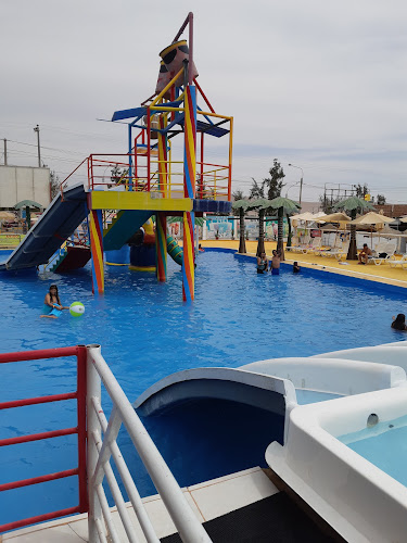PISCINAS AZUL AZUL - Tacna