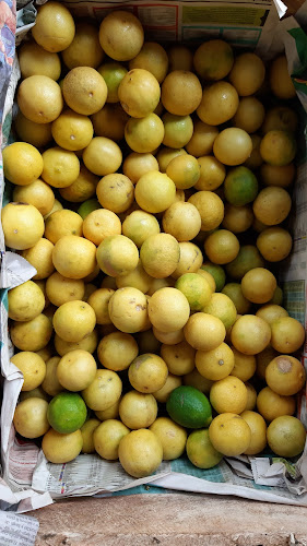 Comentarii opinii despre Fruteria y verdureria Panchito