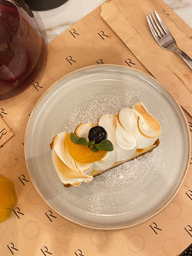 Comentarii opinii despre Rutina Café