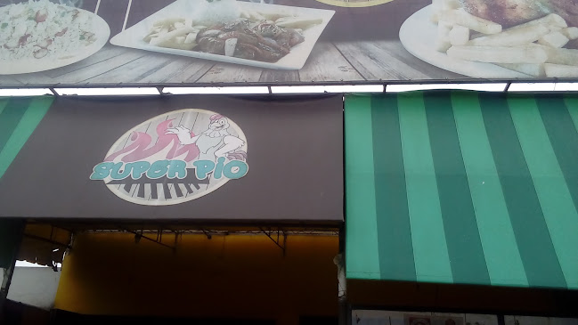 Caldo De Gallina Super Pio