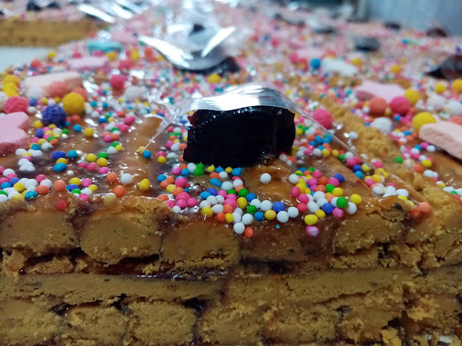 Opinii despre TURRONES JOEL Y ANGEL (TIENDA) în Lima - Gastronomía y hostelería