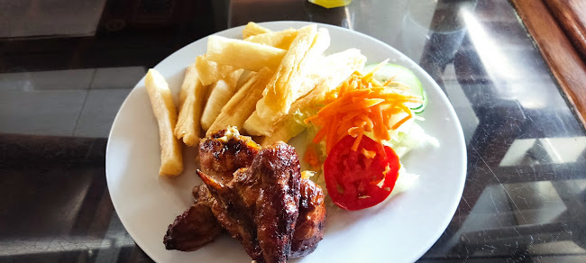 Villa Chicken - Gastronomía y hostelería