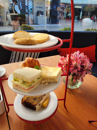 Opinii despre La Bonbonniere Restaurant în Miraflores - Gastronomía y hostelería