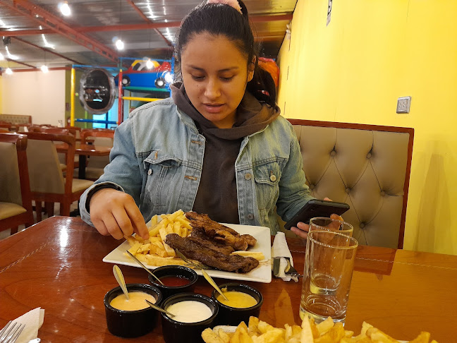 Comentarii opinii despre Pardos Chachapoyas Pollos y Parrillas