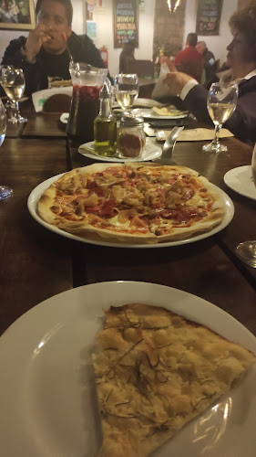 Opinii despre Antica Pizzeria Punta Hermosa în Punta Hermosa - Gastronomía y hostelería