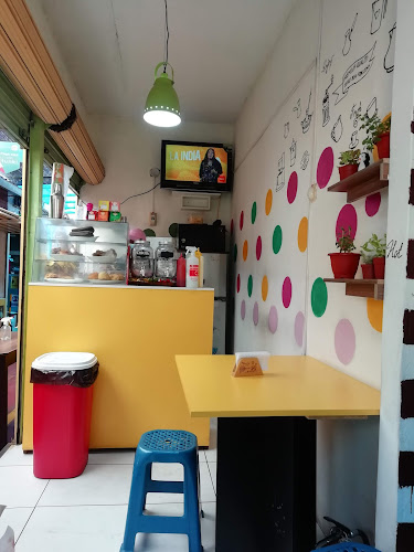 Av Pizarro 127, José Luis Bustamante y Rivero 04002