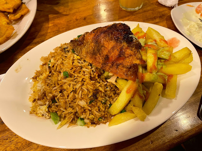 Restaurant Polleria Camu Camu - Naranjos