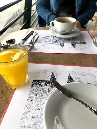 Opinii despre La Bonbonniere Restaurant în Miraflores - Gastronomía y hostelería