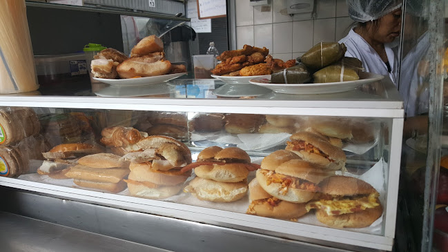 Opinii despre Mercado Municipal "Santa Cruz" în Miraflores - Gastronomía y hostelería