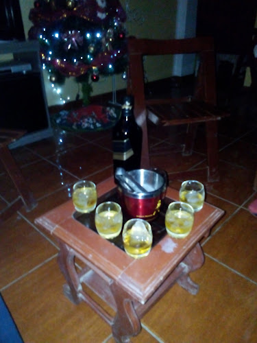 Opinii despre La Esquina De Los Roneros în Huarmey - Gastronomía y hostelería