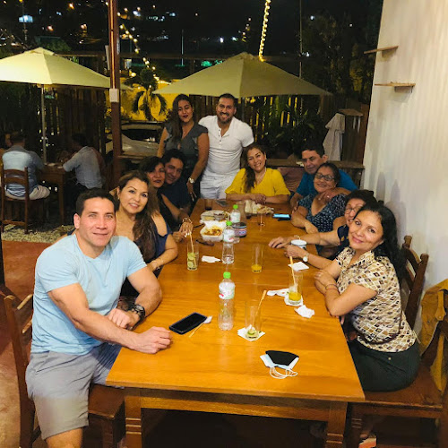 Paraiso Verde Lounge