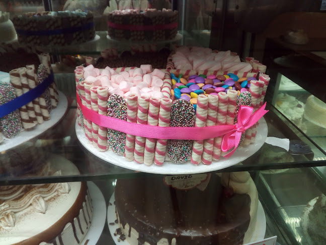 Comentarii opinii despre Pastelería Archi