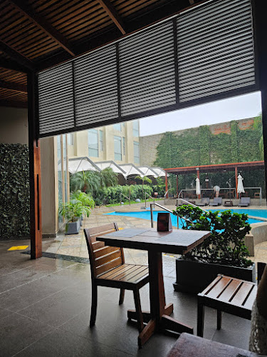 Opinii despre Plaza Bar & Grill în Pucallpa - Gastronomía y hostelería